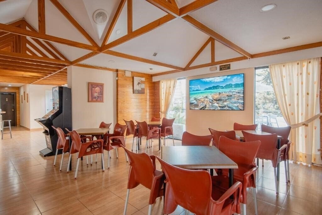 Зображення Luxmar 2*