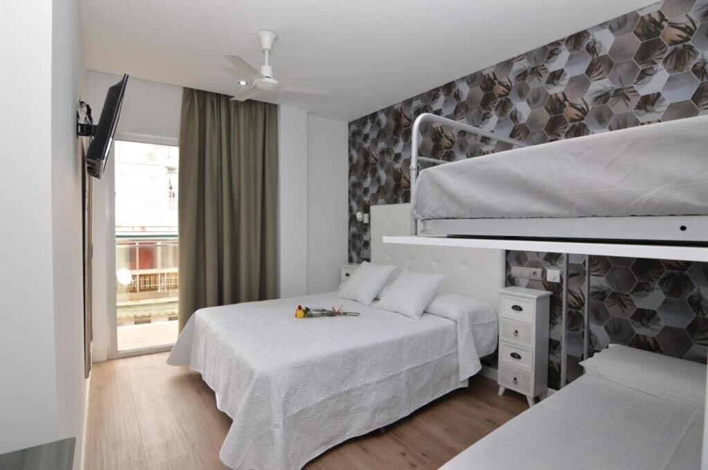 Фото Castillo Benidorm 3*