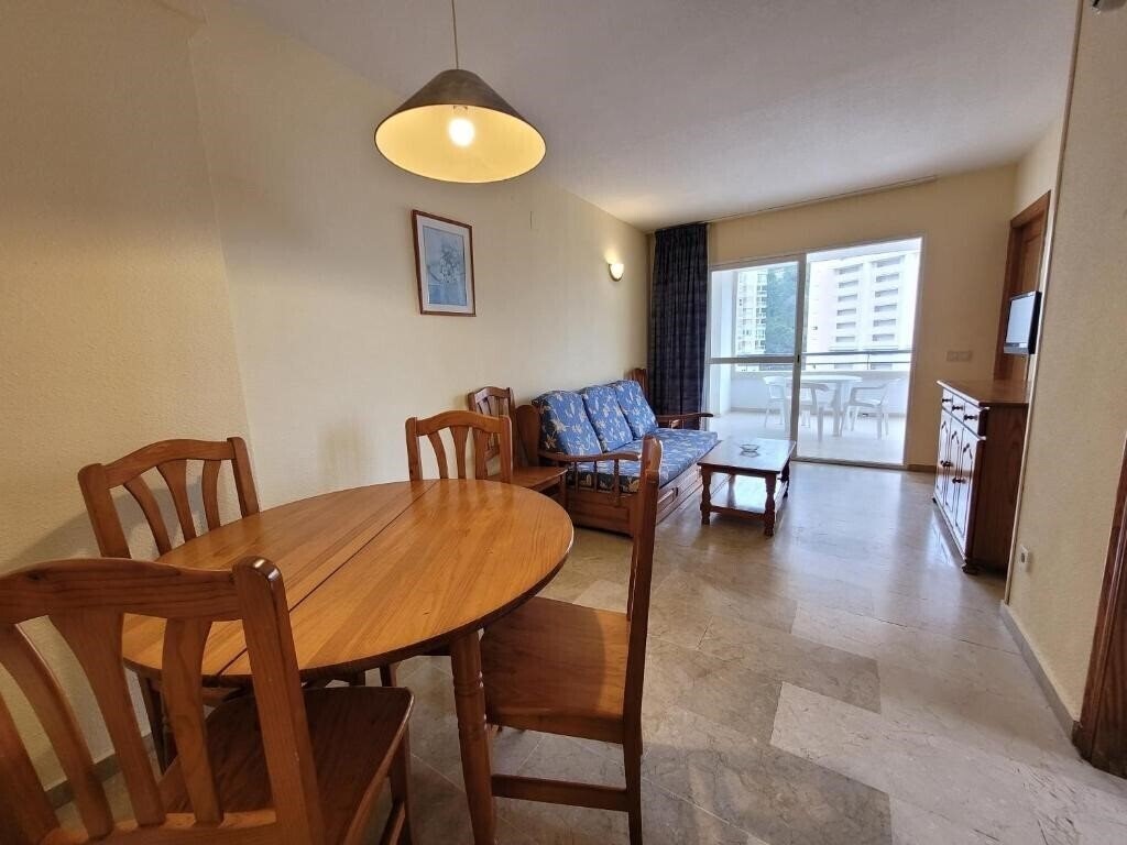 Отель Torres Gardens Fincas Benidorm 2*