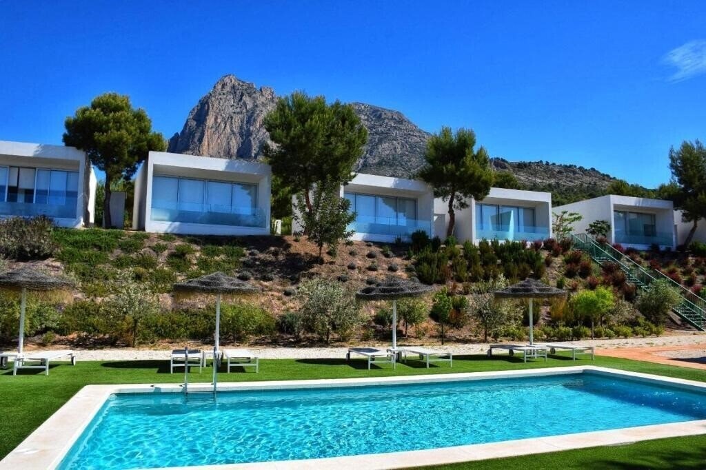 Отель Nature Suites Puig Campana 3*