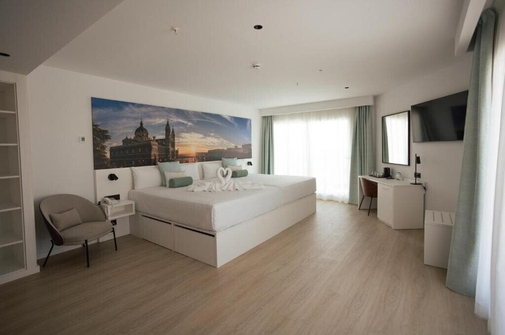 Изображение Villa Espana 3*