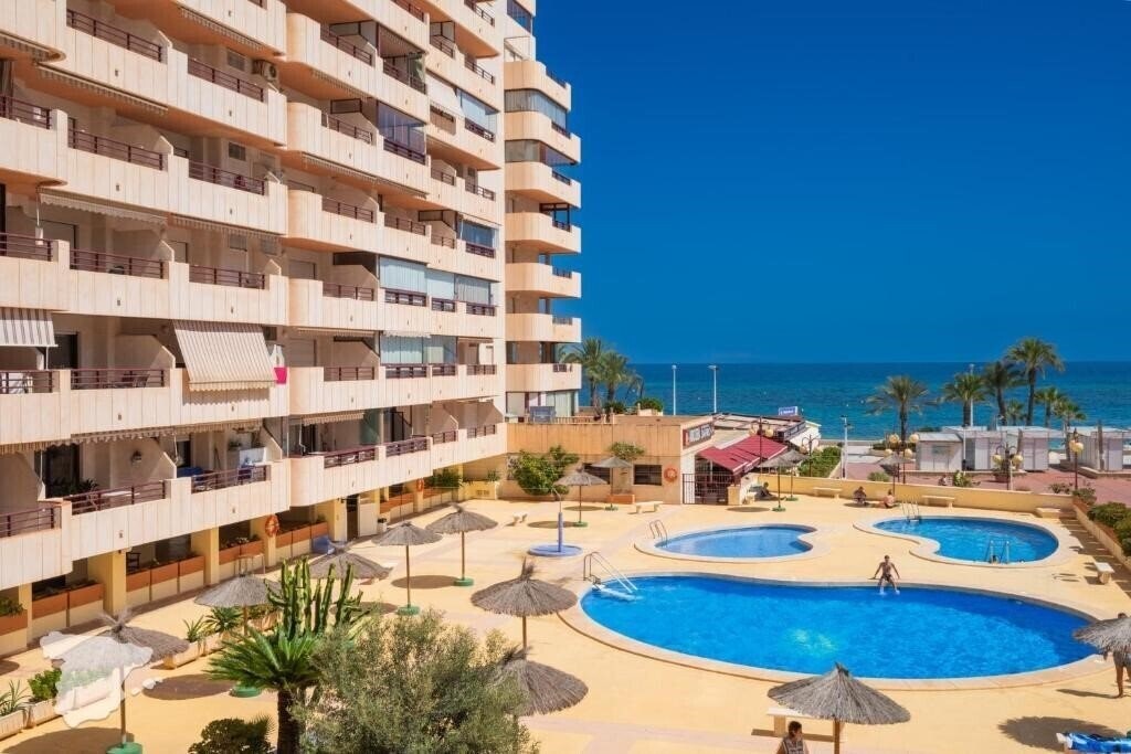 Отель Zafiro Calpe 2*