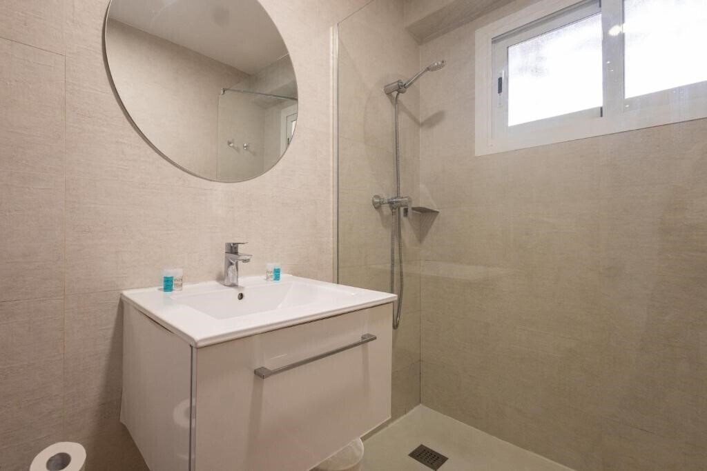 Фотография Apartamentos Odysea by Apartamentos Valentia 3*