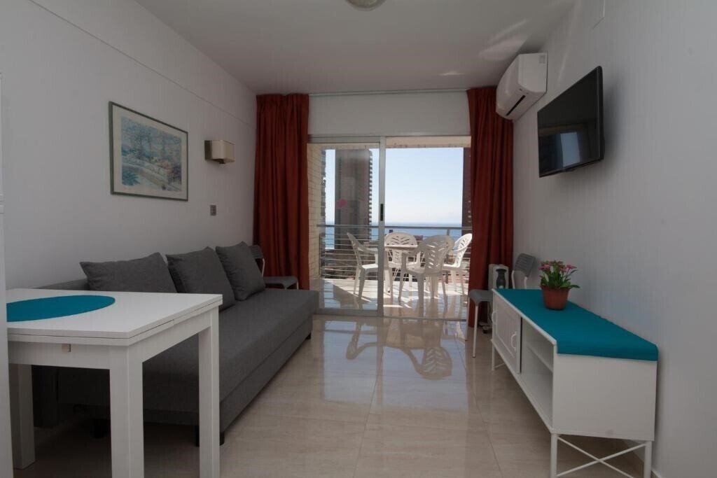 Готель Apartamentos Niza 2*