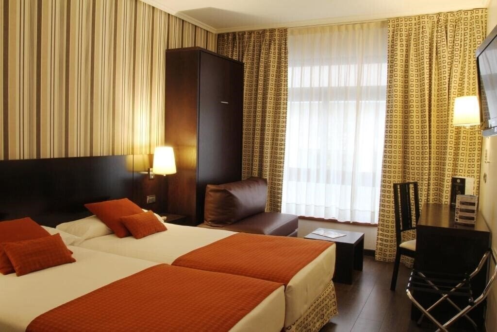 Картинка Best Western Conde Duque 3*