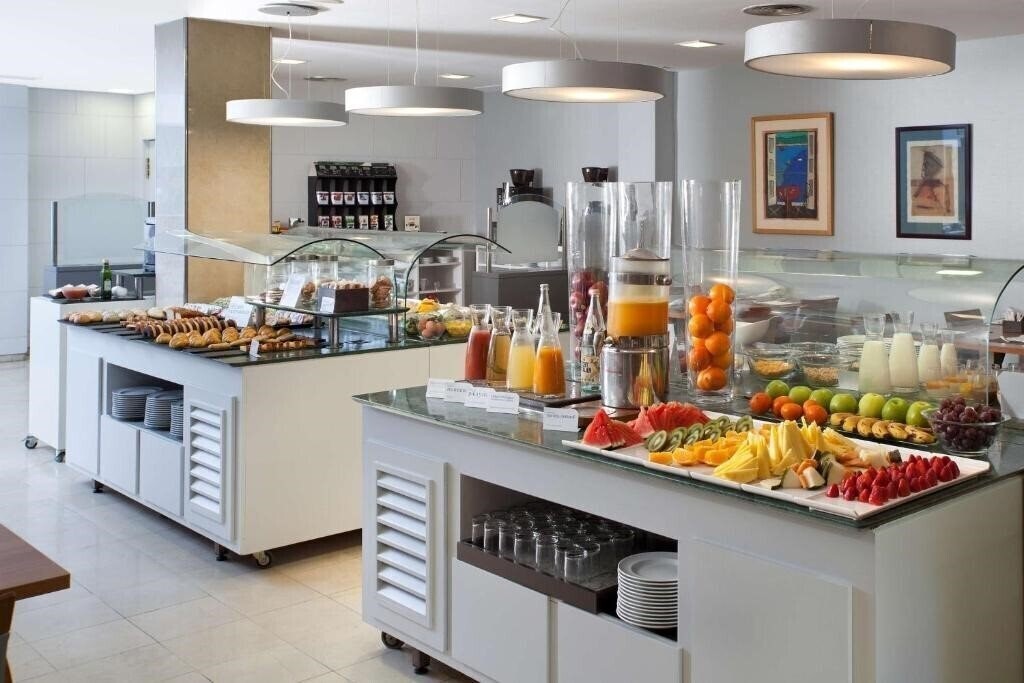Картинка Nh Ciudad De Santader 3*