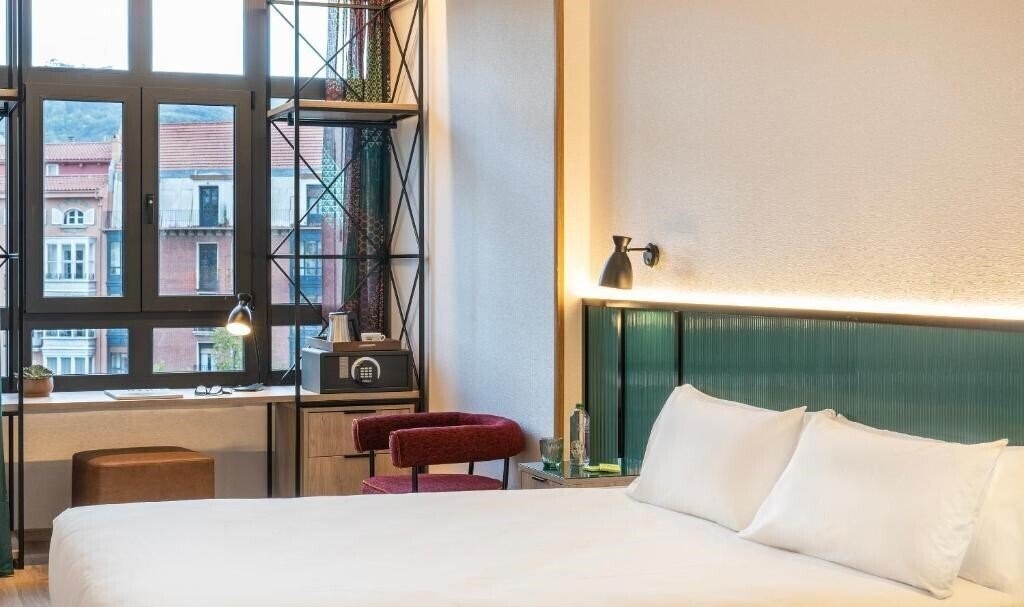 Фото Axel Hotel Bilbao 4*