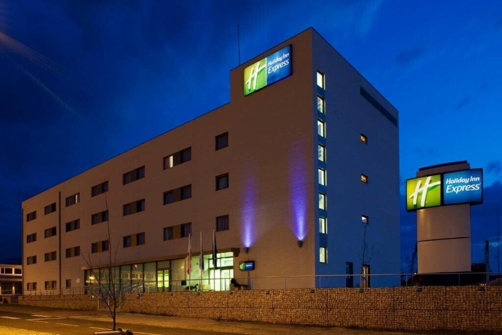 Готель Holiday Inn Express Vitoria by IHG 3*
