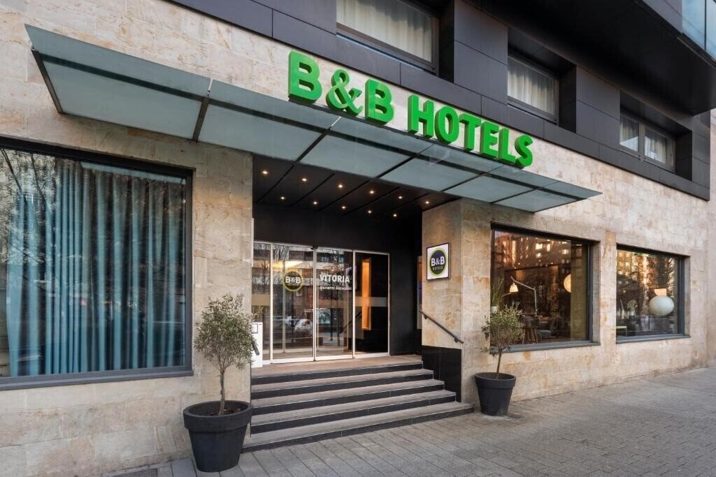 Готель B&B Hotel Vitoria General Alava 3*