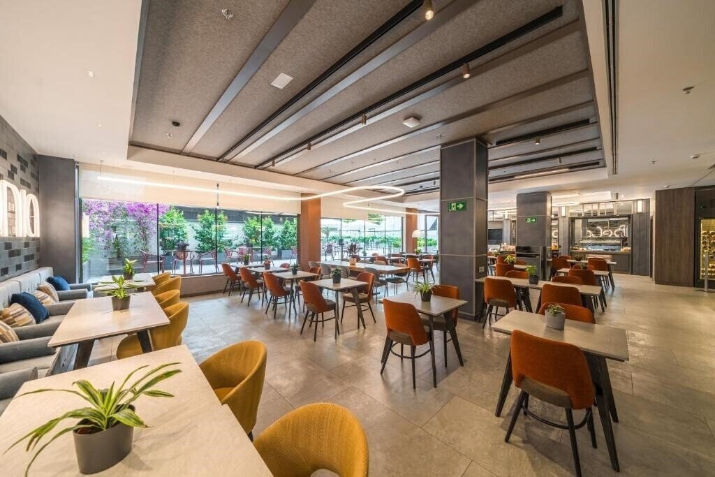 Изображение Catalonia Gran Via Bilbao 4*