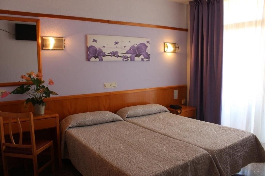 Фото Esplendid Hotel 3*