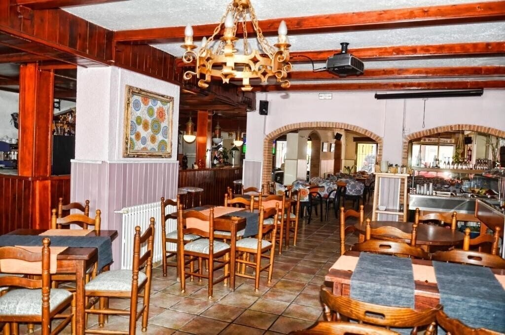 Фотография Hostal Isabel 2*