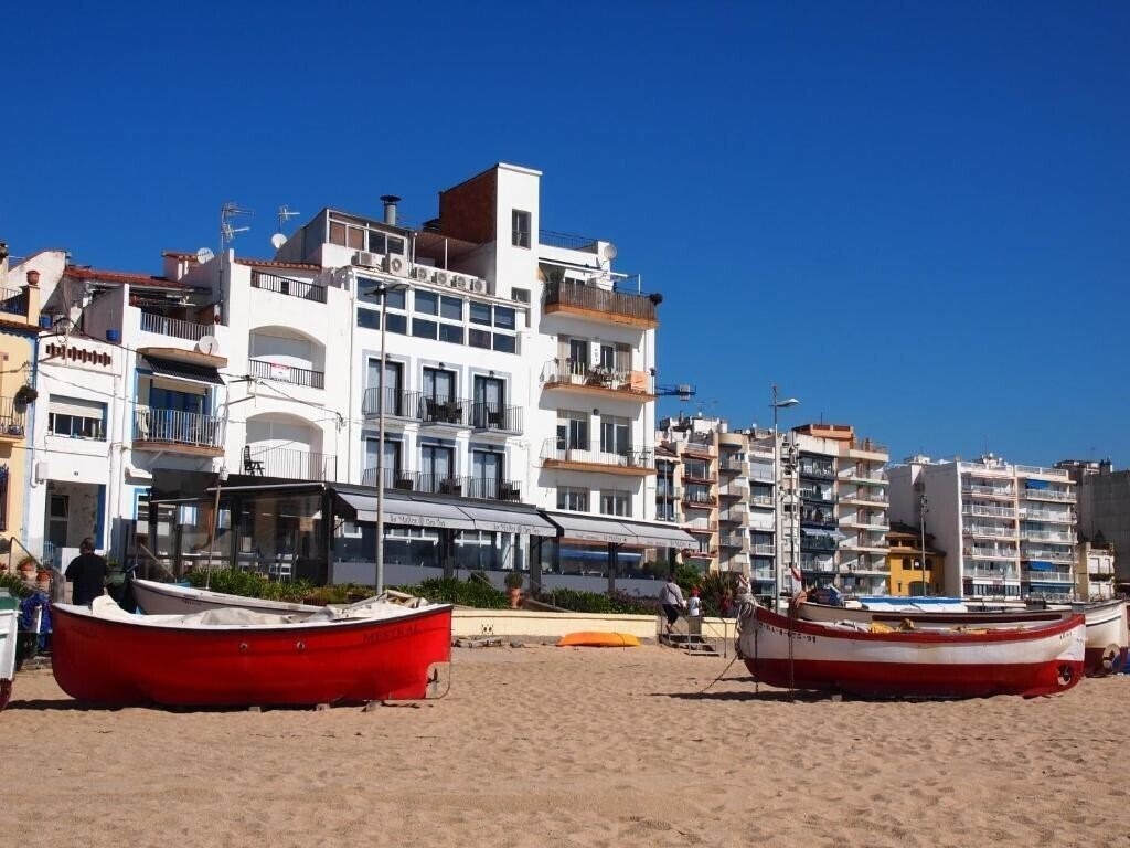 Готель Hostal Restaurant Sa Malica 3*