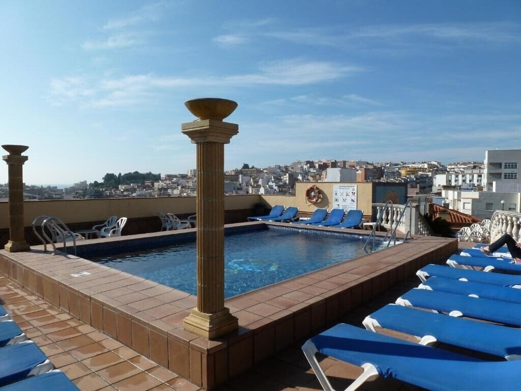Готель Costa Brava 3*