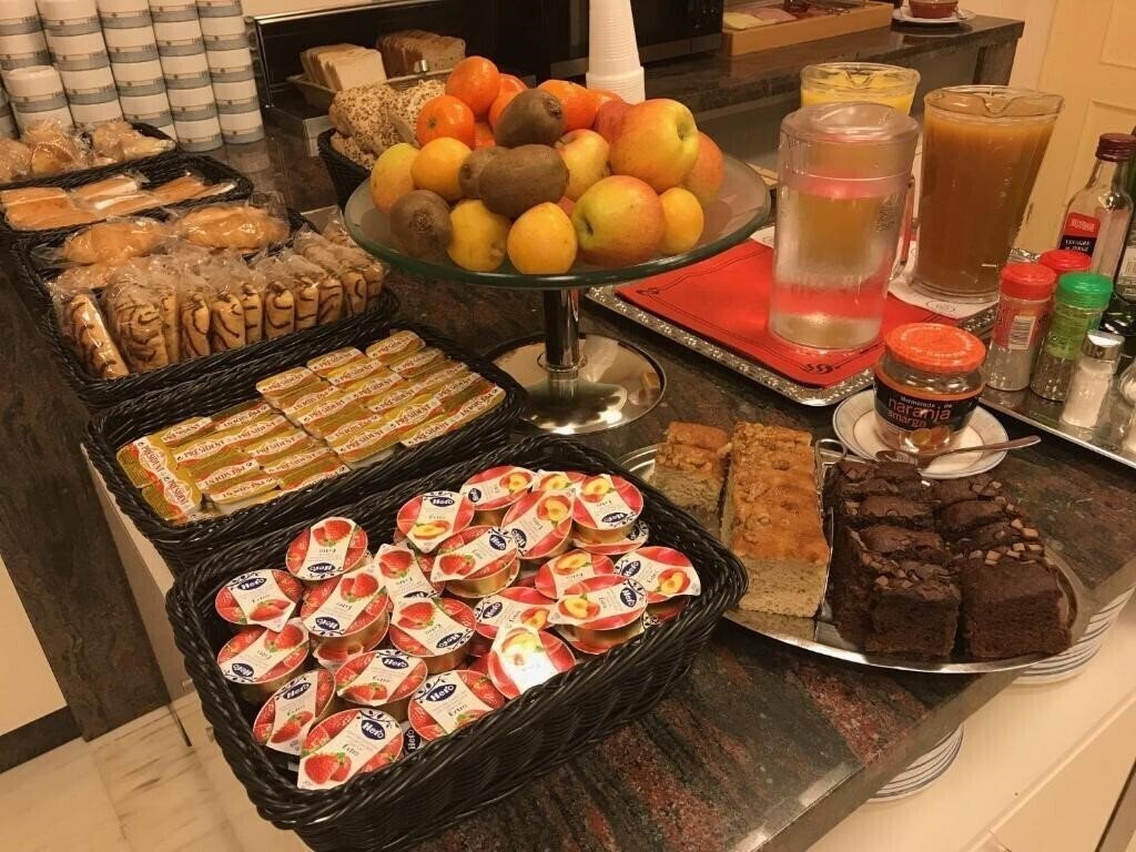 Фотографія Adsubia 2*