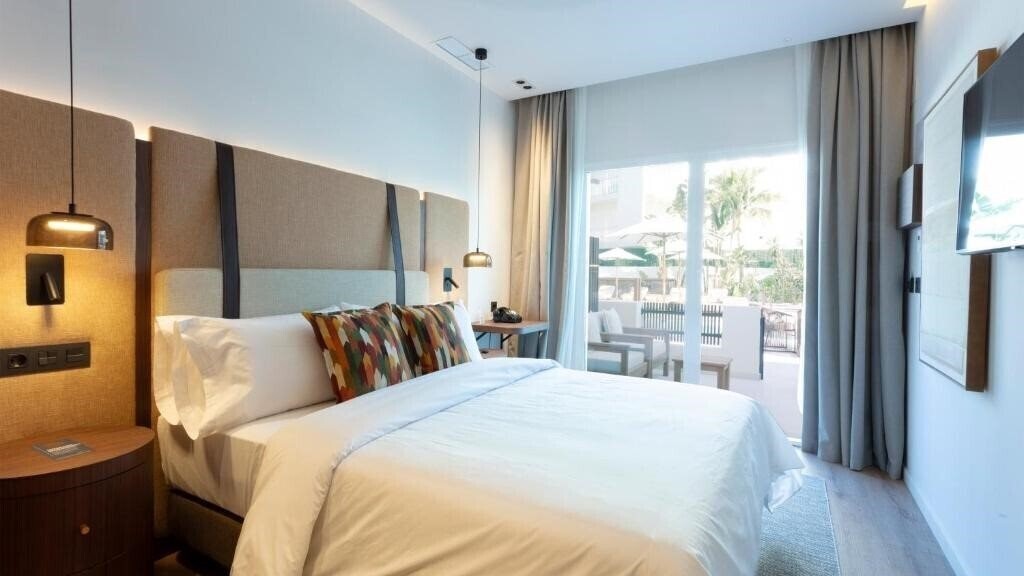 Фото Hotel Indigo Gandia Beach by IHG 4*