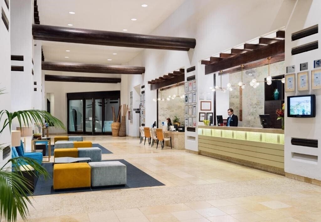 Картинка H10 Estepona Palace 4*