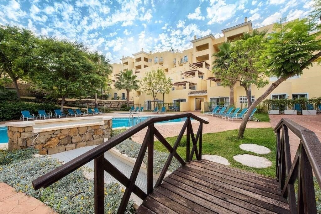 Готель Colina del Paraiso 4*