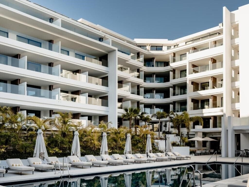 Отель The Flag Costa Del Sol 4*