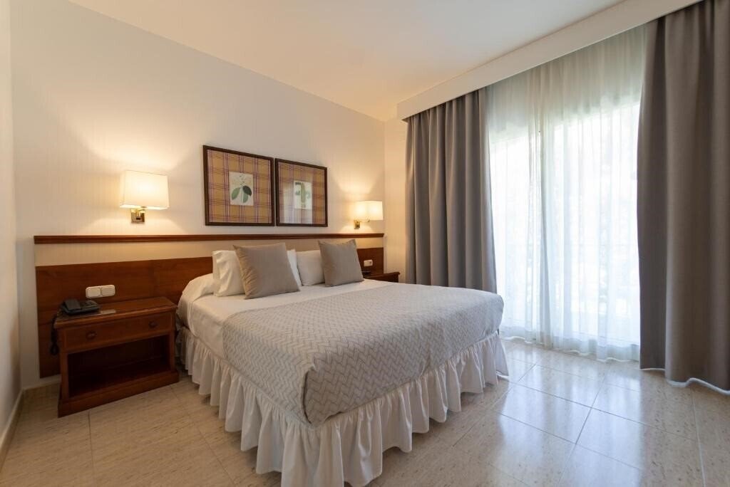 Фото Hotel Piedra Paloma 2*