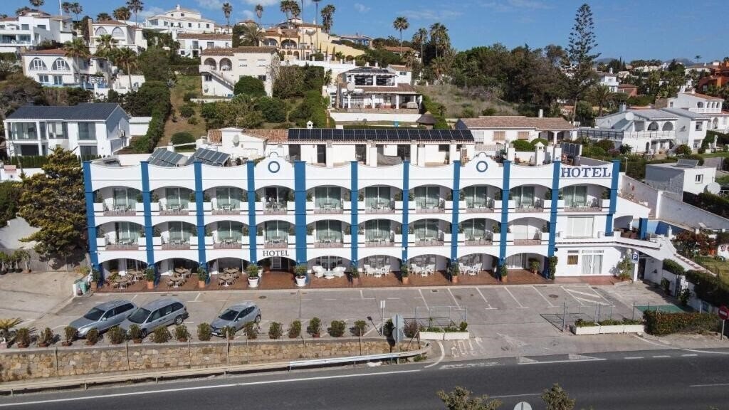 Отель Hotel Piedra Paloma 2*