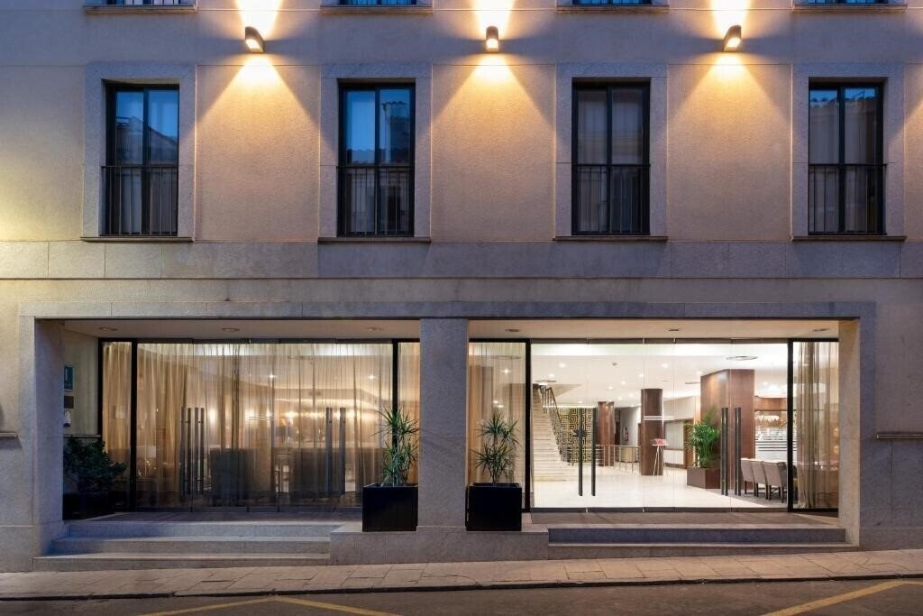 Фотографія Exe Agora Caceres 4*