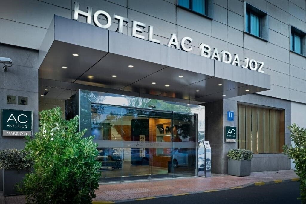 Фотографія Ac Hotel Badajoz 4*