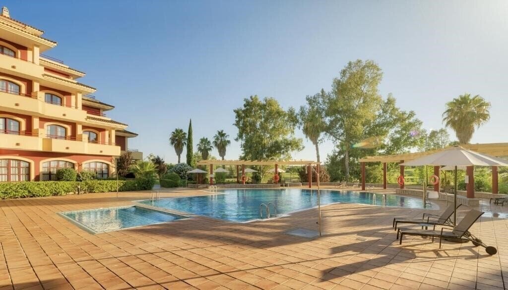 Изображение Ilunion Golf Badajoz 4*