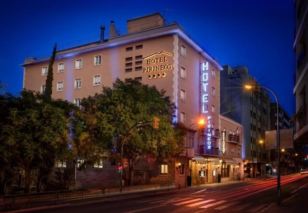 Фотография Hotel Pirineos 4*