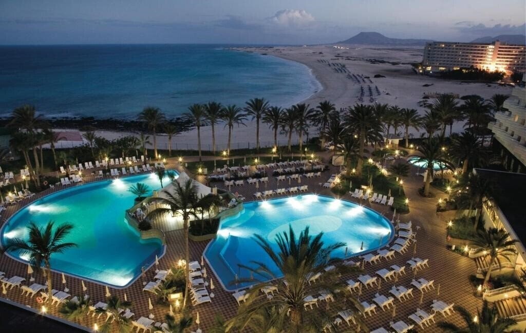 Изображение Riu Palace Tres Islas 4*