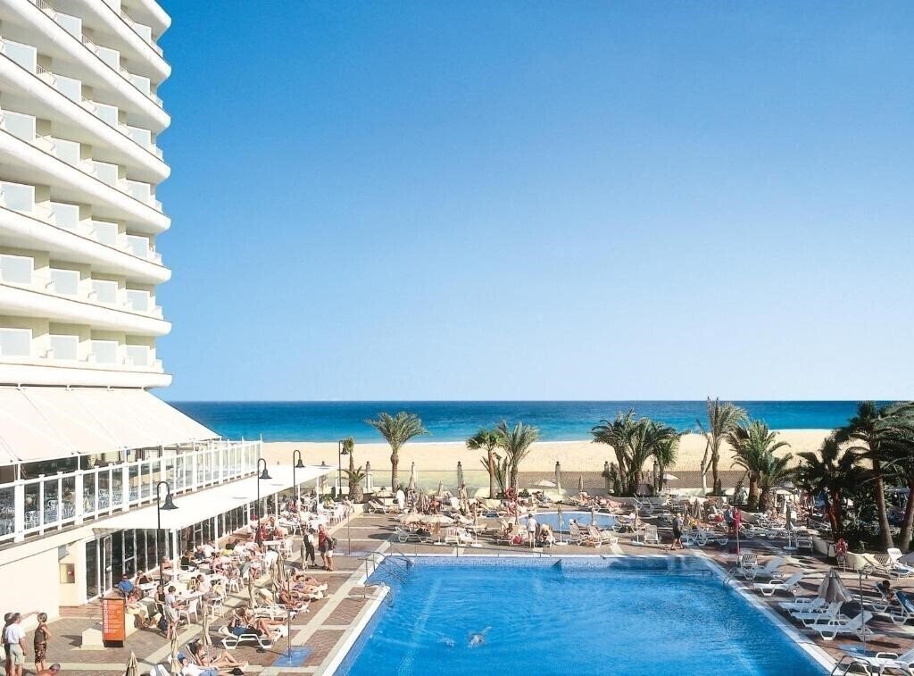 Готель Riu Oliva Beach Resort 4*