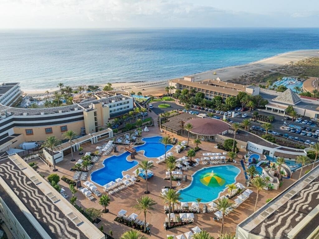 Отель Iberostar Playa Gaviotas Park 4*