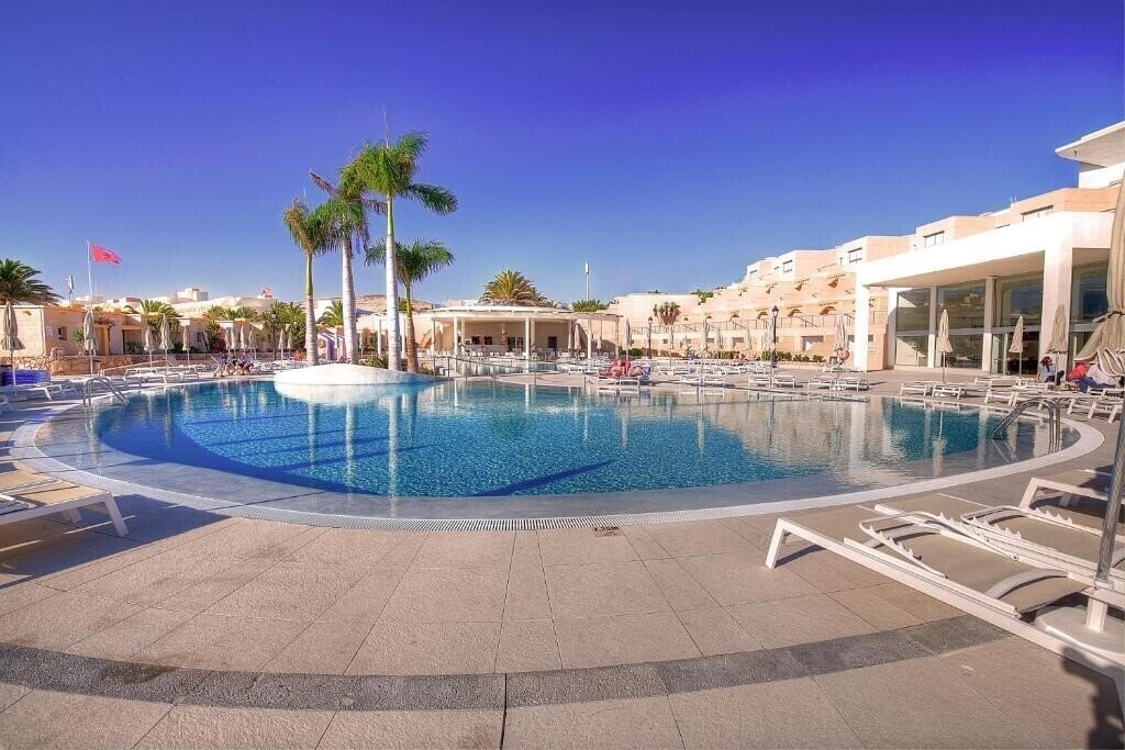Готель SBH Monica Beach 4*