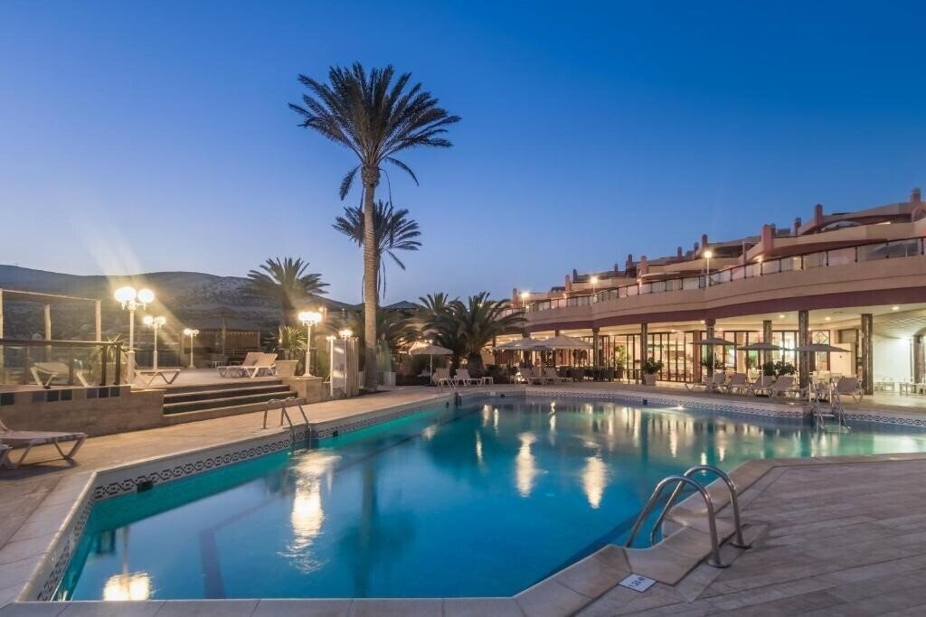 Фотографія Hotel Esmeralda Maris by LIVVO 4*