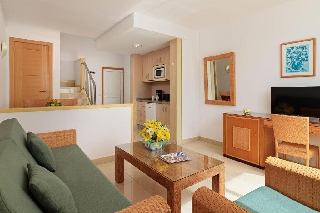 Изображение Esquinzo Y Monte Del Mar Aparthotel 3*