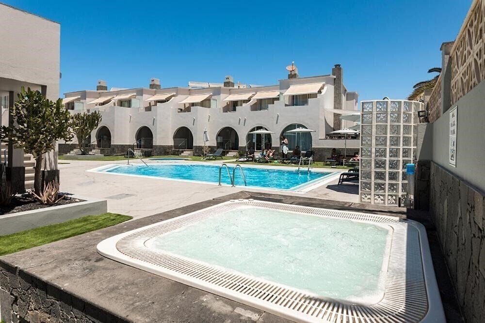 Отель Cotillo Sunset 2*