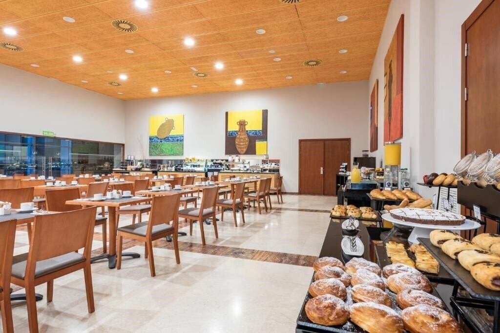 Изображение Hotel Eurostars San Lazaro 4*