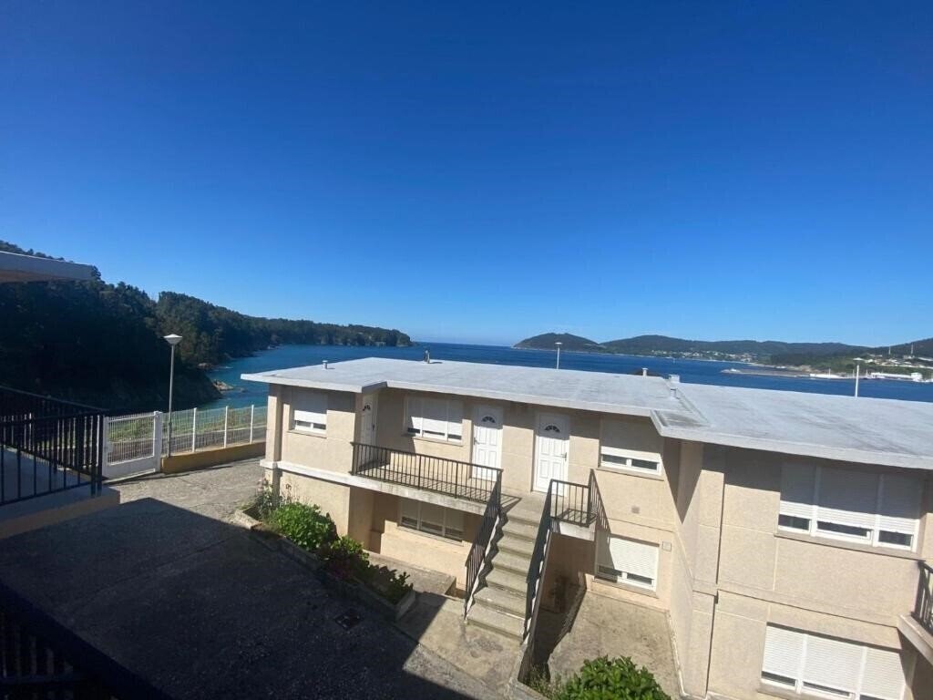 Отель Las Sirenas Apartamentos 2*