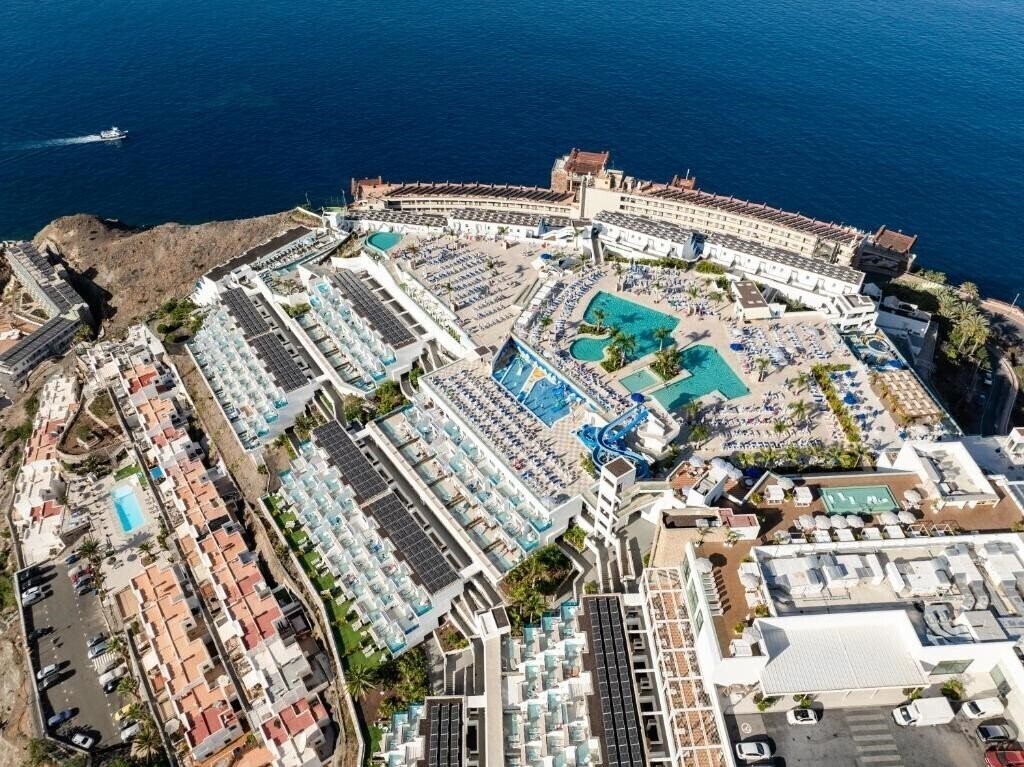 Готель Servatur Puerto Azul 3*