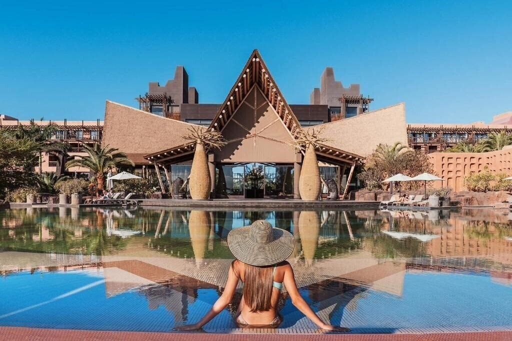 Готель Lopesan Baobab Resort 5*