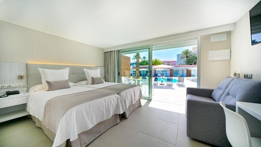 Фото Hotel Sanom Beach Resort 4*