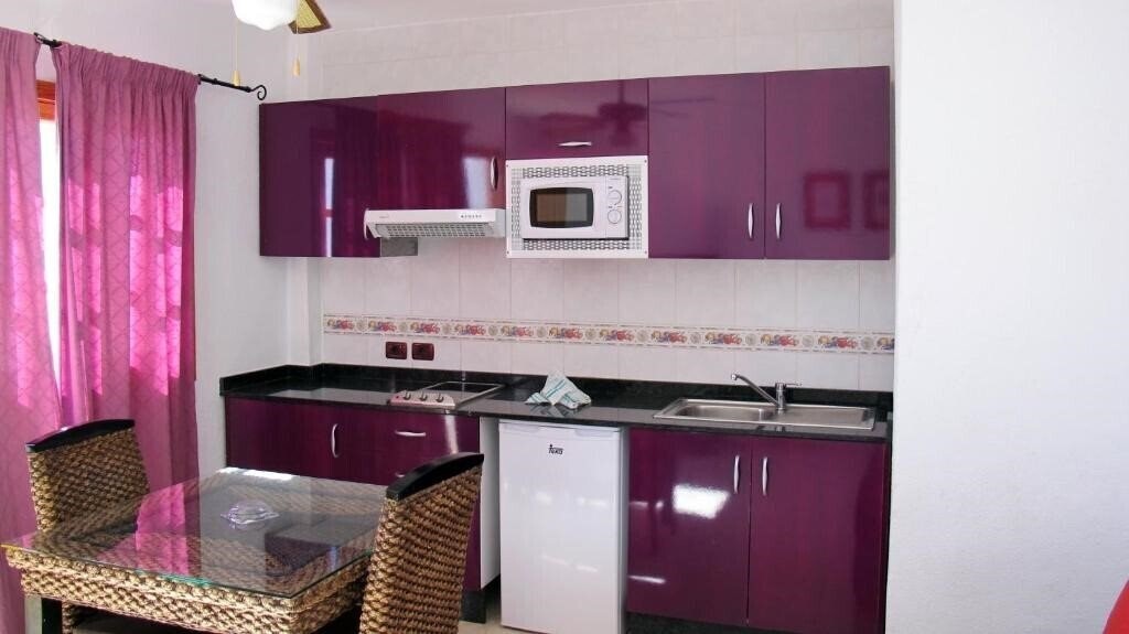 Картинка Rebecca Park 2*