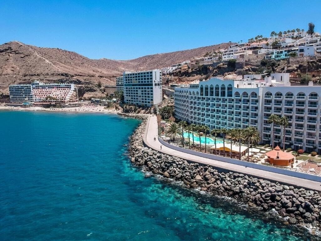Готель Servatur Green Beach 3*
