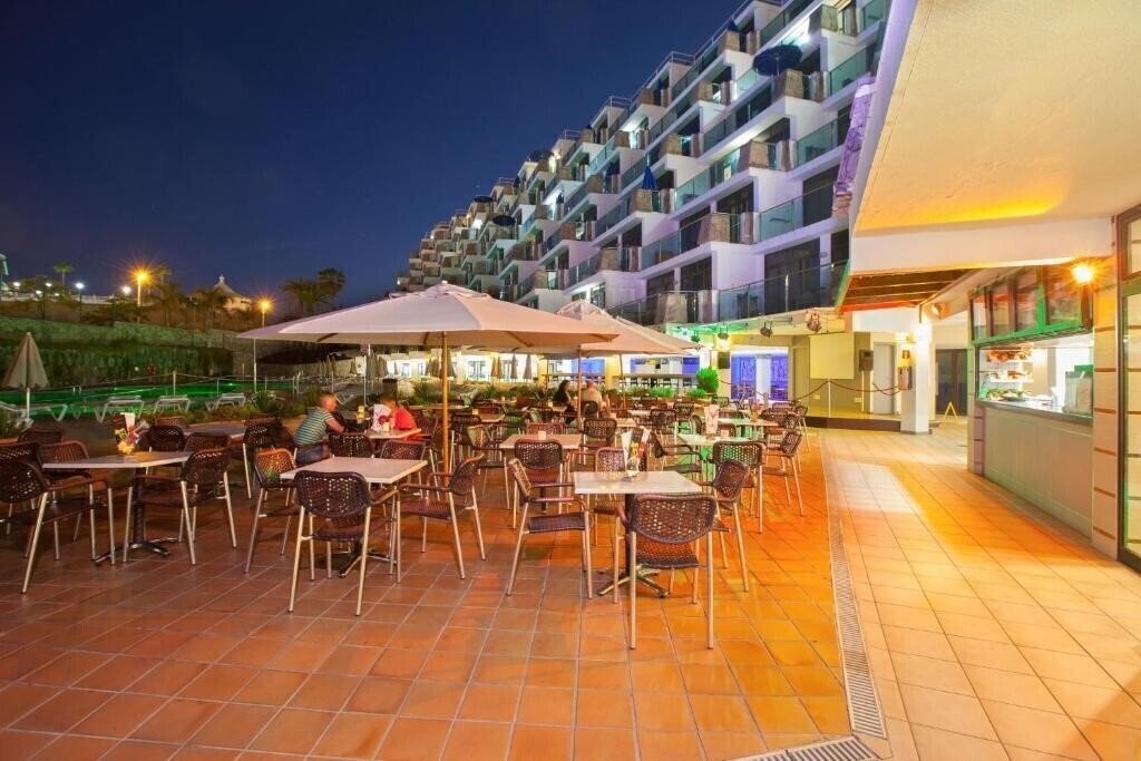 Картинка Aparthotel Revoli 4*