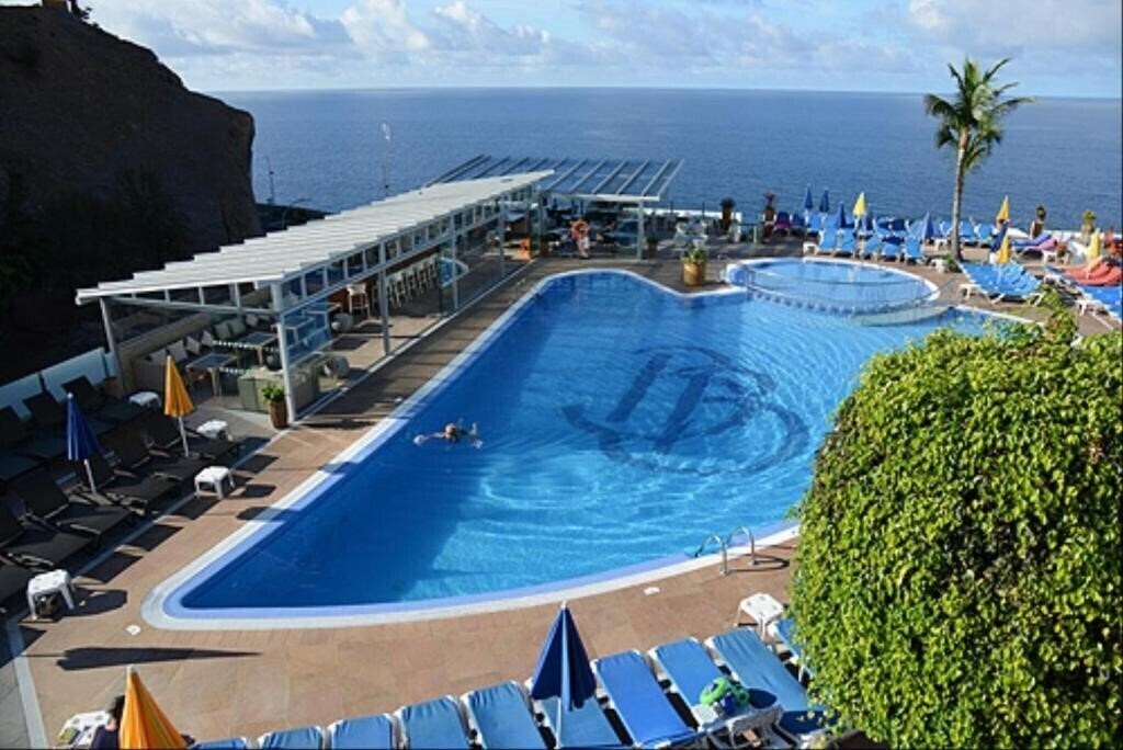 Фотографія Bahia Blanca Apartamentos 3*