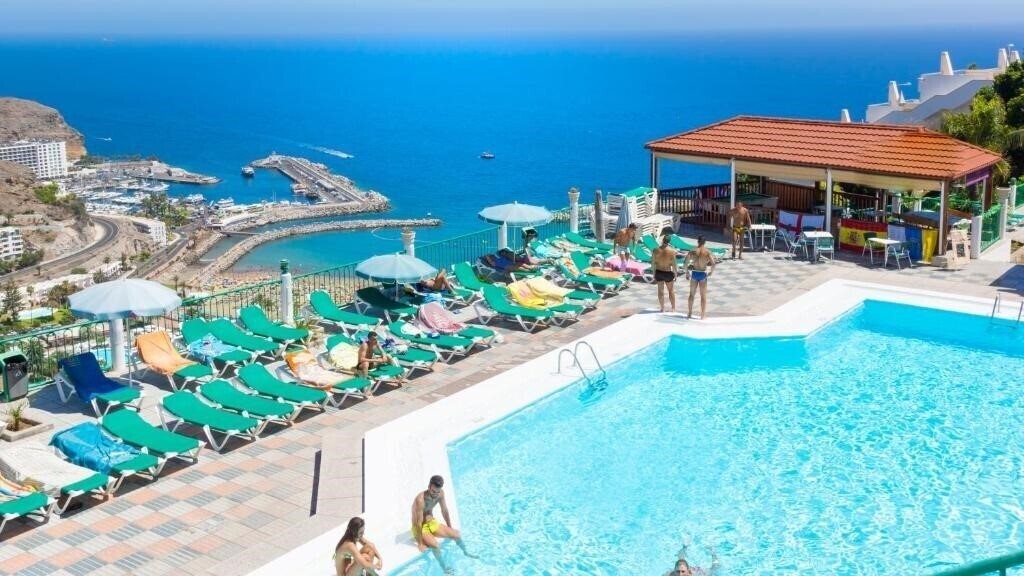 Готель Monteparaiso 3*