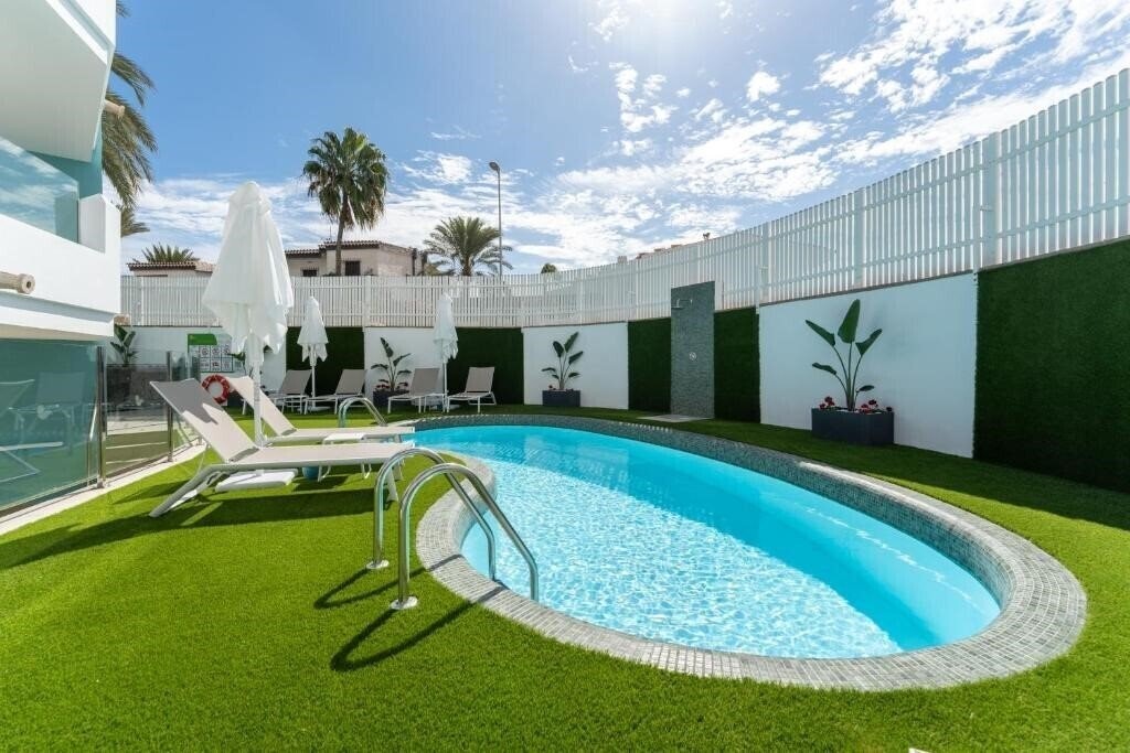 Зображення Los Caribes 2 3*