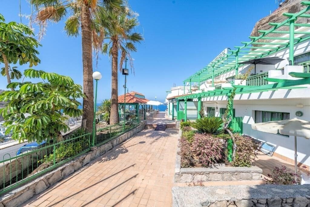 Готель Apartamentos Los Veleros 2*