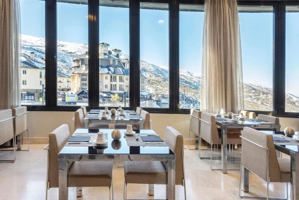 Картинка Melia Sol Y Nieve 4*