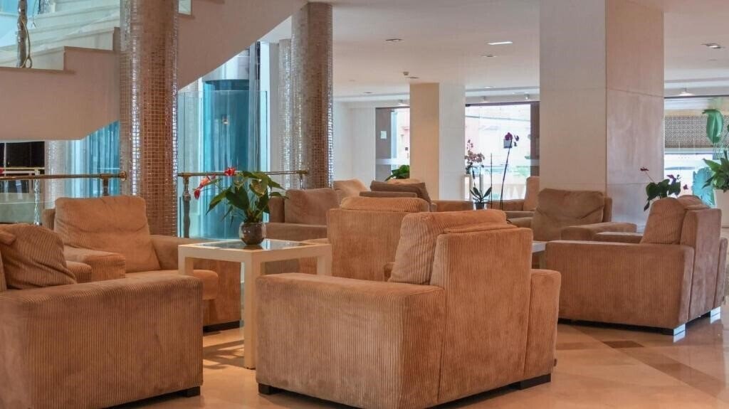 Картинка AH Granada Palace 4*